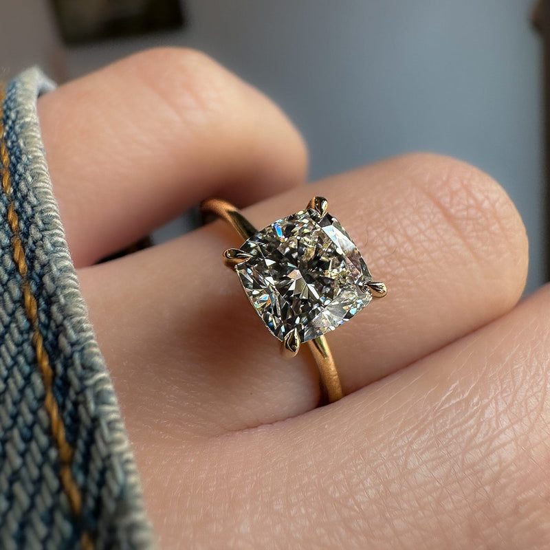 Cushion cut diamond gold ring Clearance