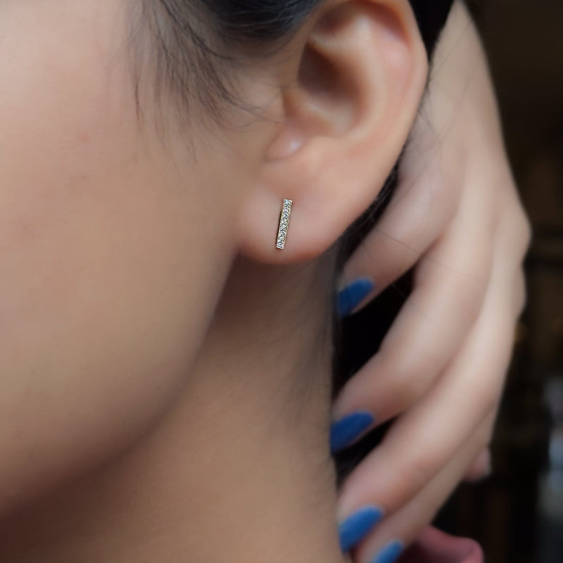 Diamond bar stud earrings