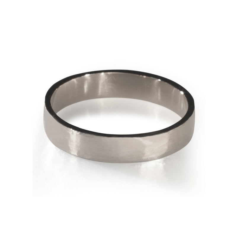 men's hammered 5mm band in white gold 