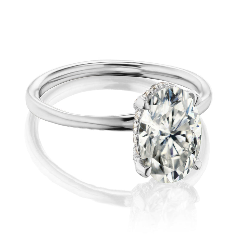 Allure | 18ct White Gold halo style engagement ring | Taylor & Hart