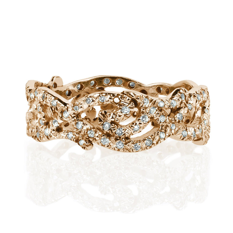 rose gold diamond wedding ring 